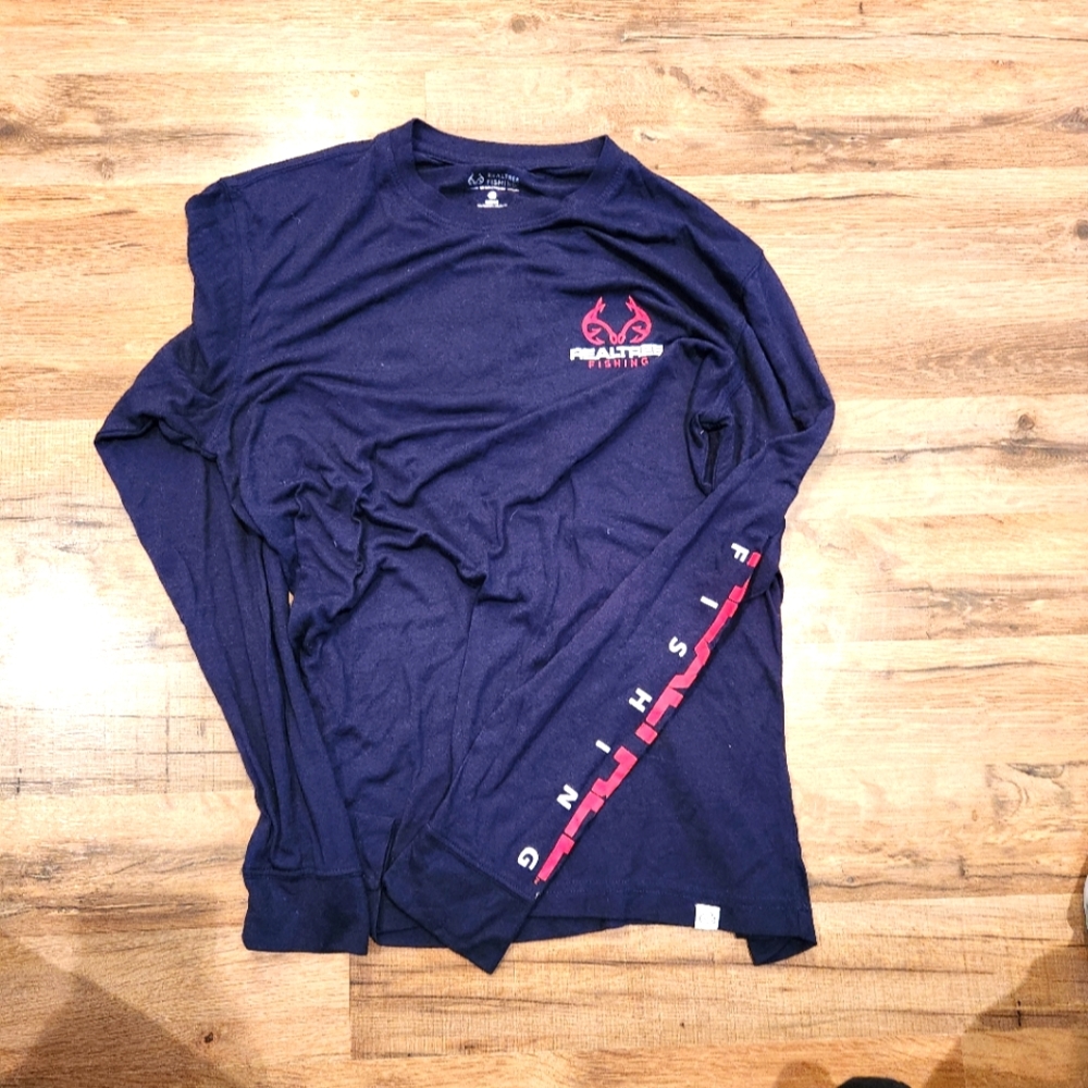 Mens Long Sleeve Realtrer Tshirt Size M